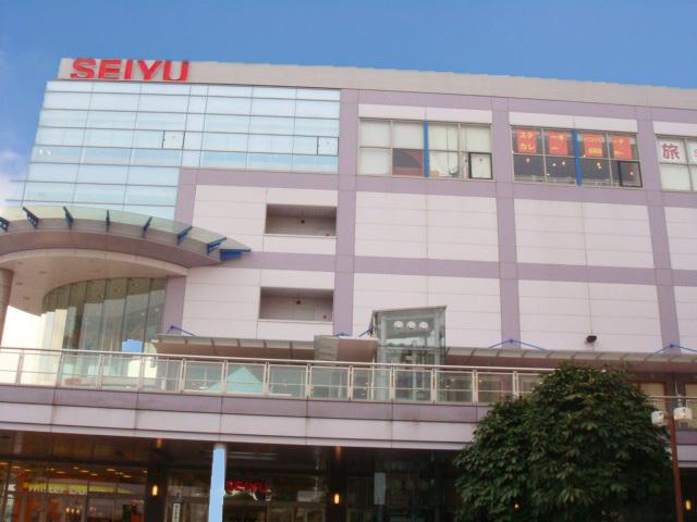 西友福生店：742m