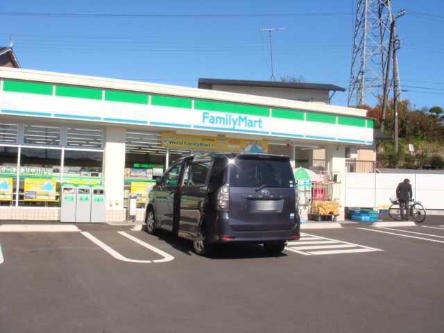 ファミリーマートあきる野下代継店：518m