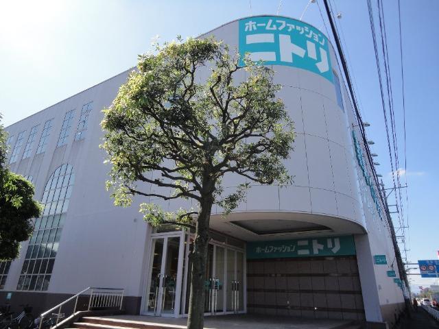 ニトリ東大和店：1302m