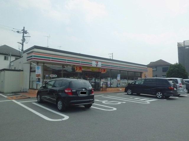 セブンイレブン：880m