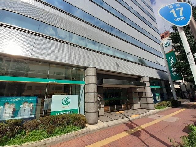 りそな銀行本郷支店：134m