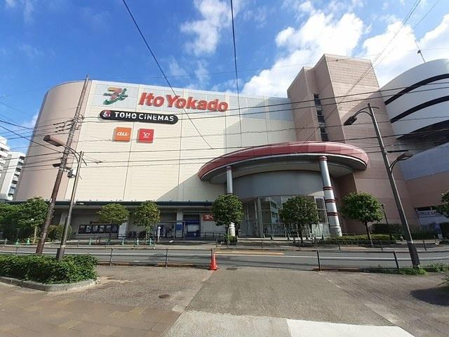 アリオ西新井：841m