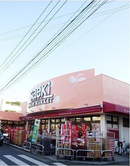さえき食品館：400m