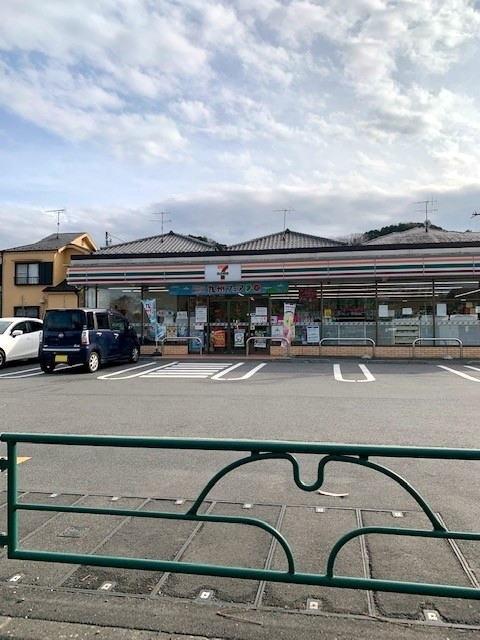 セブンイレブン長淵１丁目店：1400m