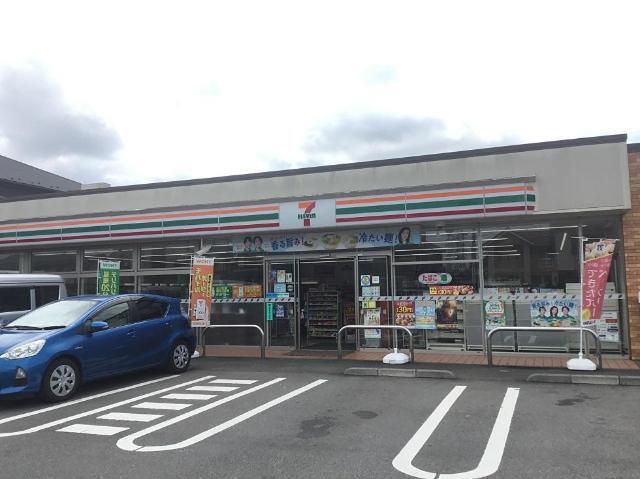 セブンイレブン日野東平山2丁目店：491m