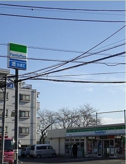 ファミリーマート昭島緑町店：700m