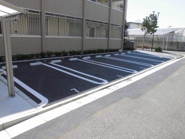 grace（301） 駐車場