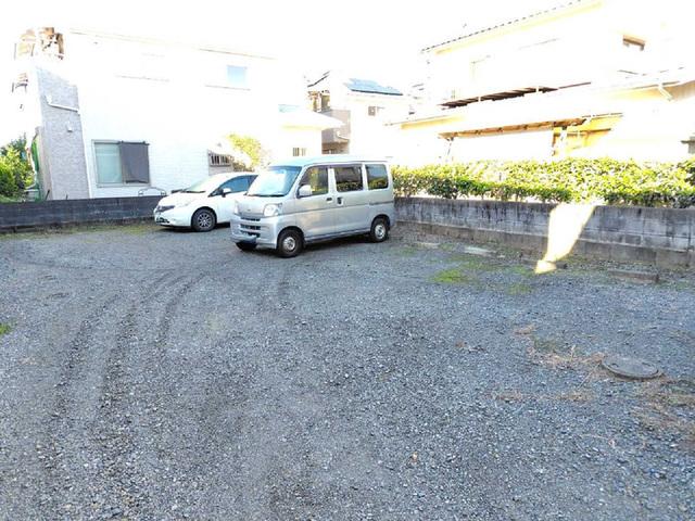 メゾンくろかわ（203） 駐車場