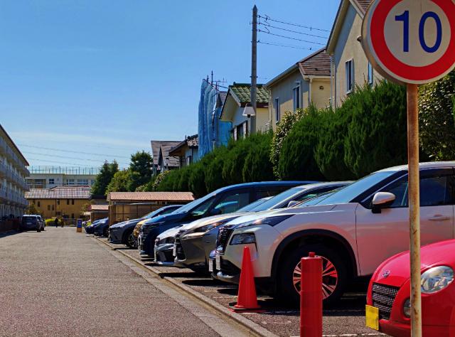 武蔵境ハイム 駐車場