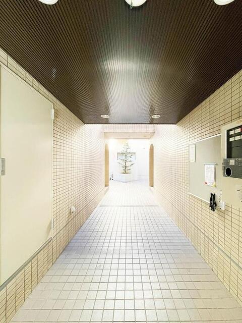 フォレスト　Ⅰ（303） エントランス