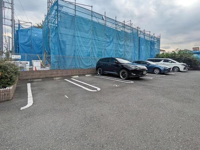 リュミエール（203） 駐車場