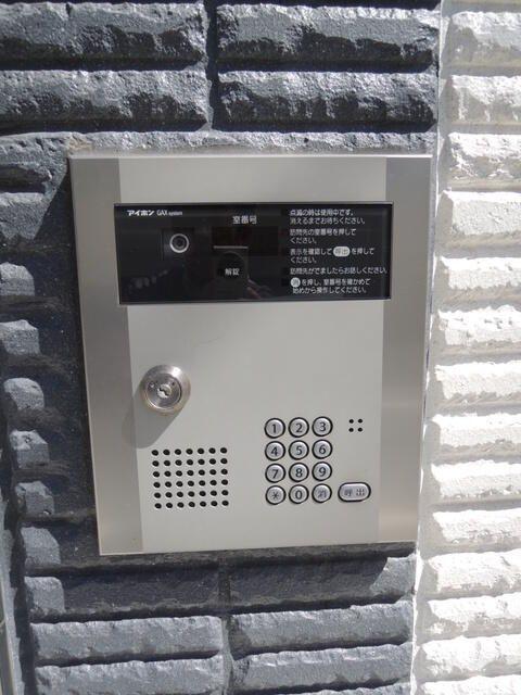 中野区本町アパート ロビー