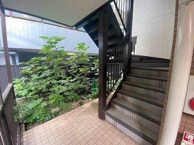 中野区新井マンション ロビー