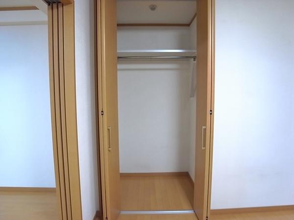 クレール築町（402） 収納