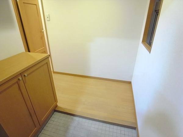 クレール築町（402） 玄関