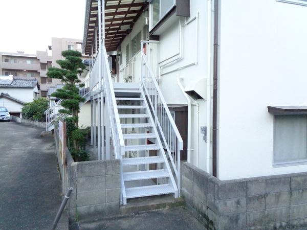 峯アパート（201） エントランス