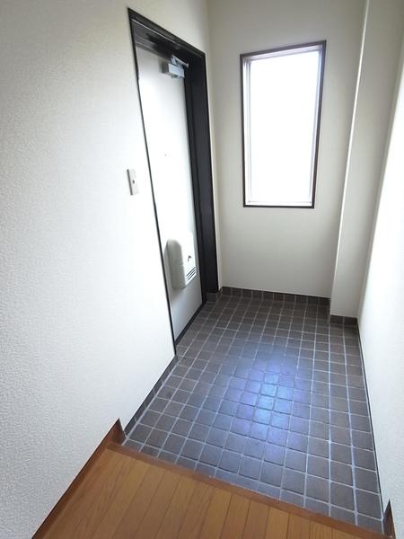 大久保本原町ビル（301） 玄関