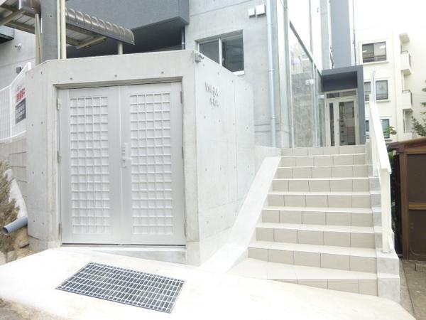 VIVACE平和町（105） エントランス