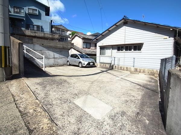コスモ夫婦川（201） 駐車場