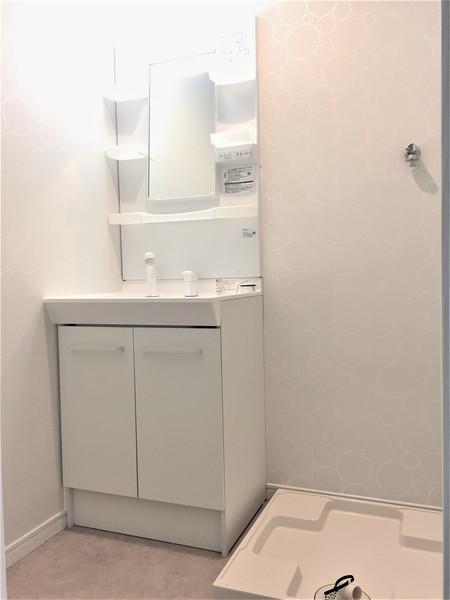 modern palazzoレイール（301） 洗面