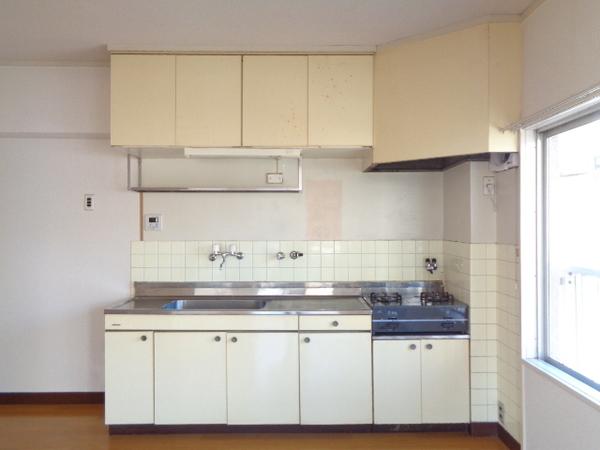 長崎市立岩町マンション キッチン
