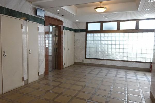 ライオンズマンション諏訪神社前（502） ロビー