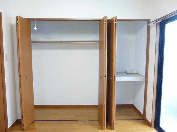エススリーでじま（606） 収納