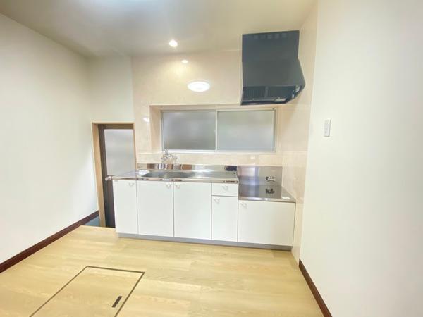 長崎市伊良林一戸建 キッチン