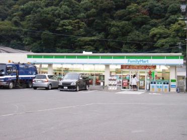 ファミリーマート三川町店：1149m