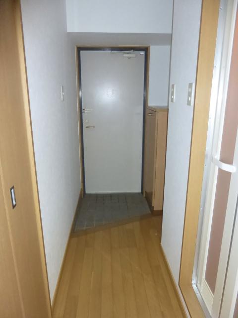 クオーレ鍛冶屋町（302） 玄関