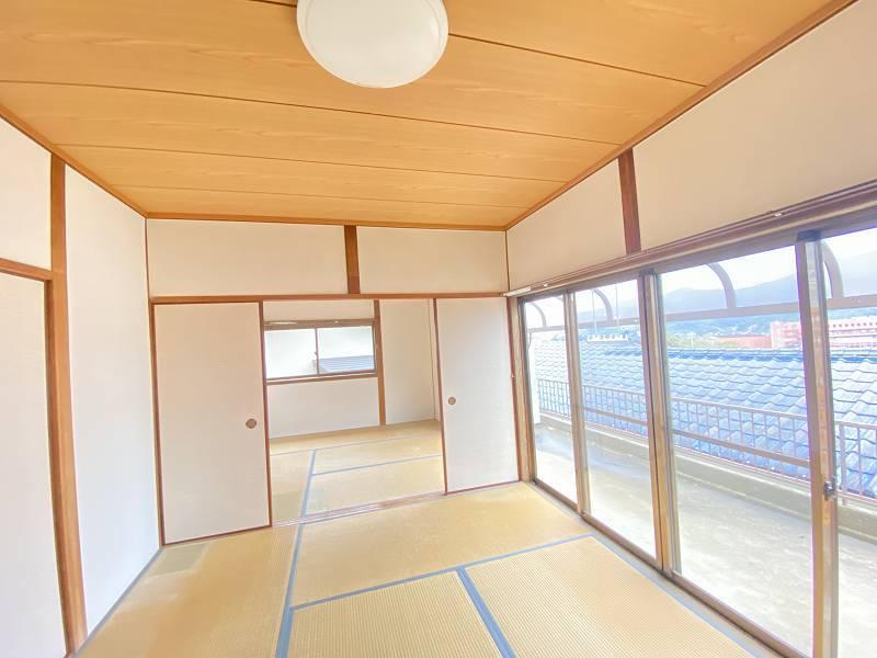 長崎市伊良林一戸建 リビング