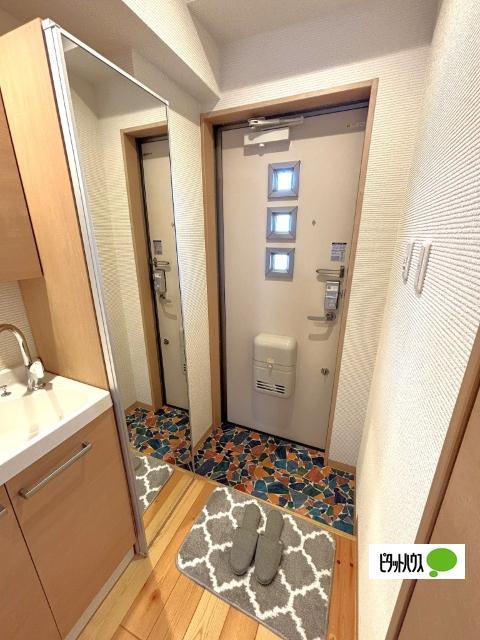 海ビル（305） 玄関