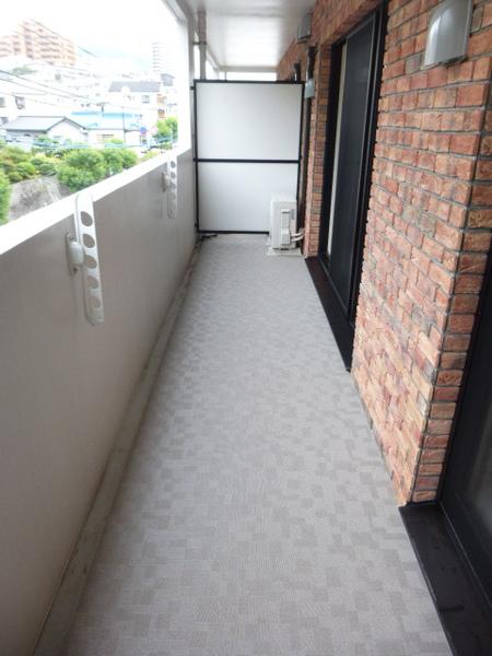 modern palazzo 文教（501） バルコニー