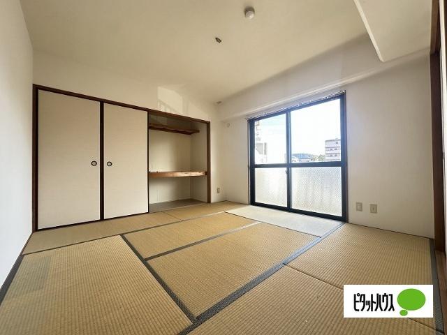 花杜（301） 室内