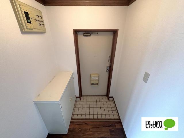 キアリー協和町（402） 玄関