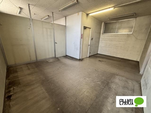 松山町テナント（１棟）（-） 部屋画像