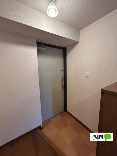 ディノ馬町（911） 玄関