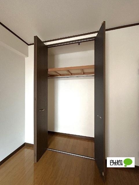 エクセレンス下屋敷（303） 収納