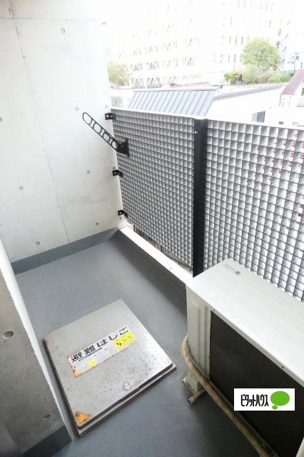 クオーレ賑町（502） バルコニー