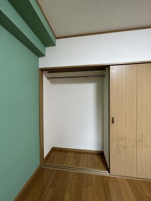 スカイヒルズ青山（B-202） 収納