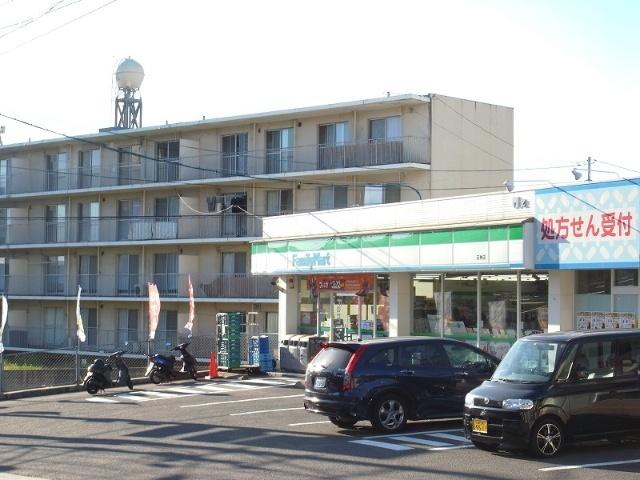 ファミリーマート長崎石神店：830m