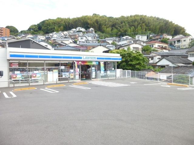 ローソン長崎高尾町店：176m