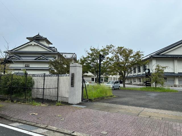長崎市立片淵中学校：1029m