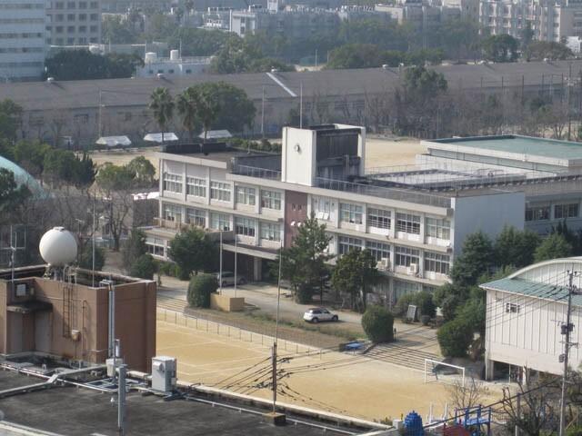 国立長崎大学教育学部附属小学校：733m