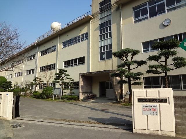 長崎市立西浦上小学校：1736m