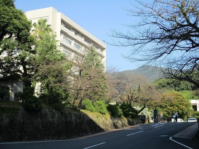 国立長崎大学医学部：421m