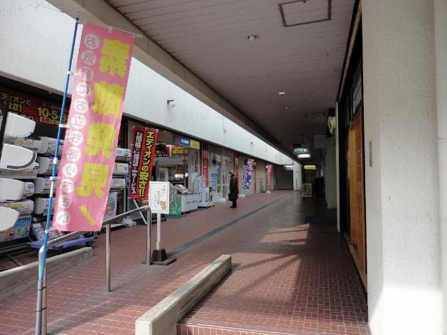 滑石ショッピングセンター：442m