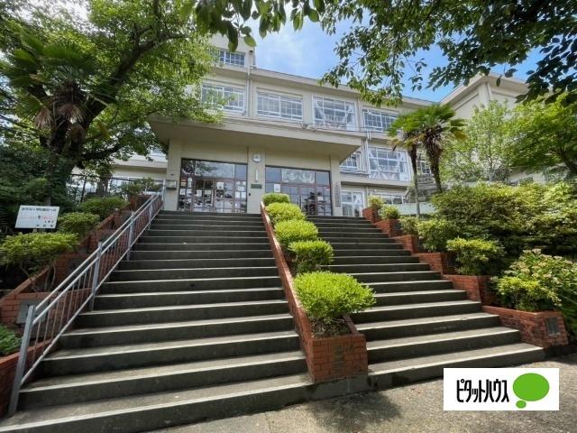 長崎市立日見小学校：1170m
