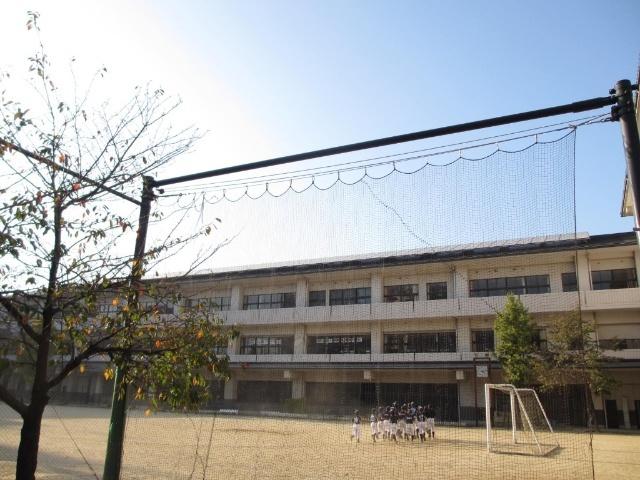 長崎市立桜町小学校：314m