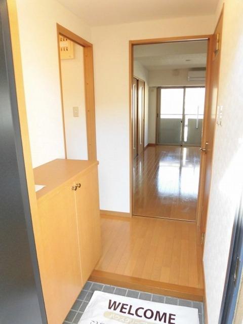 プラスパー築町（601） 玄関